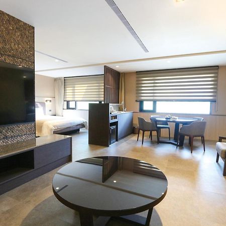 Great Roots Forestry Spa Resort Sanxia Bagian luar foto